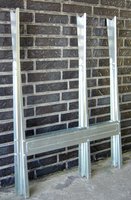 Metallsägebock aus chromatiertem Stahl