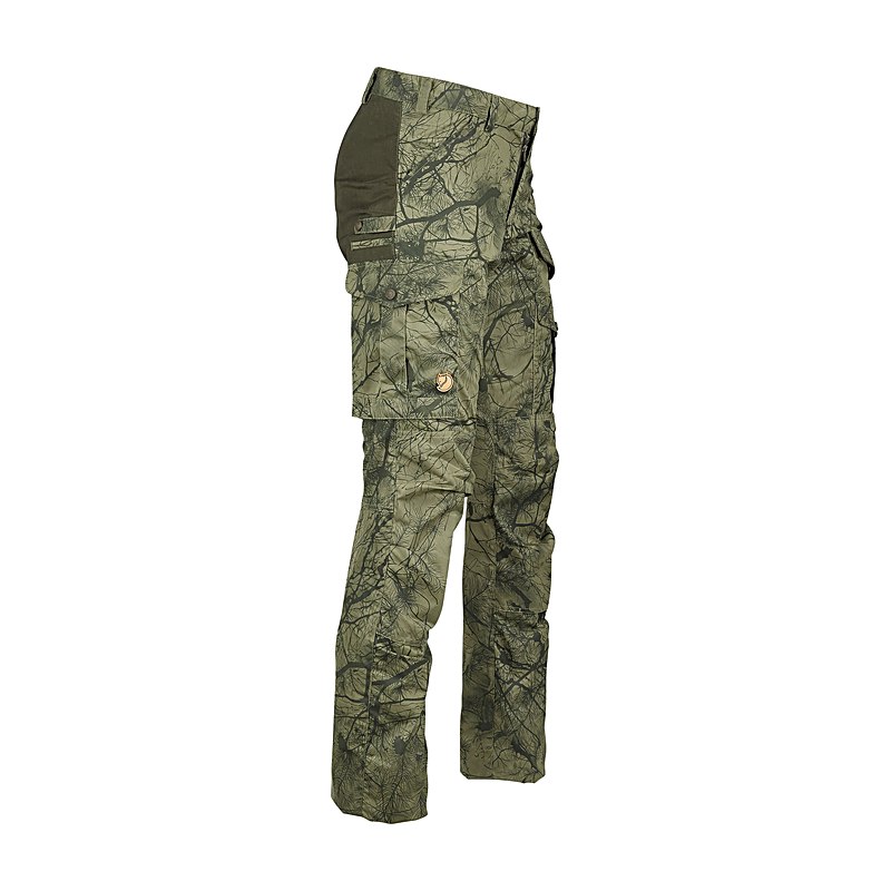 Fjällräven Herrenhose Barents Pro Hunting, green camo-deep forest, Größe 46