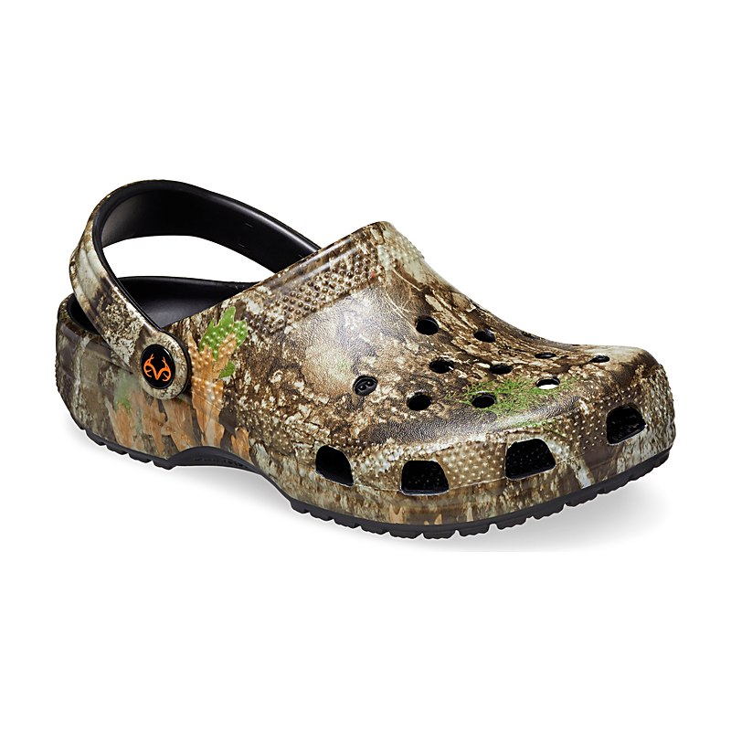 Crocs Clogs Classic Realtree, brown-multi, Größe 38/39